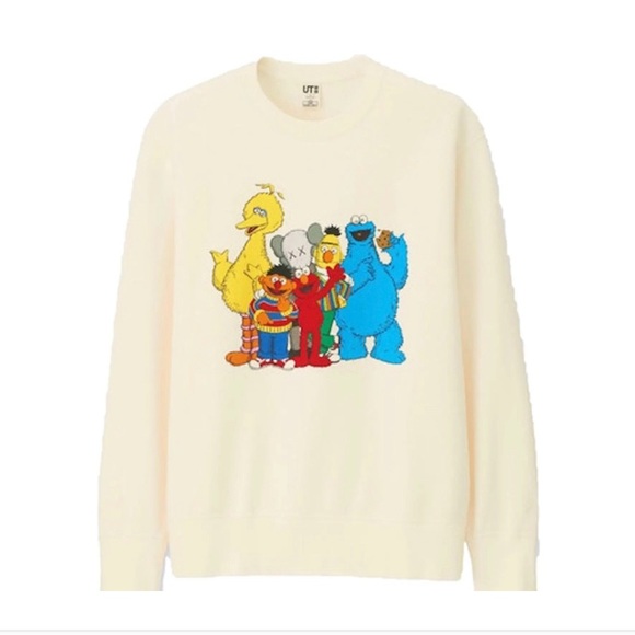 Kaws Sesame Street Uniqlo Crewneck Asian Size M Brand New